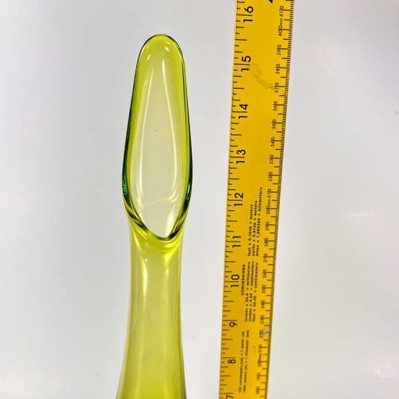 Vintage Viking Swung Glass Vase Avocado Green Epic Leaf Retro 7608 - Picture 15 of 16